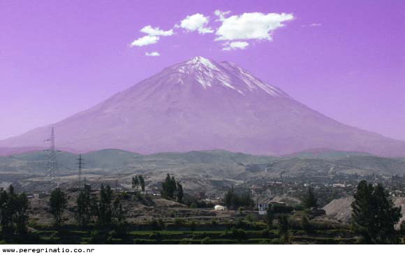 El Misti, the South-American brother of Mount Fuji in Japan ?