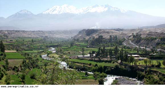 Nevado Chachani and Rio Chili (the cold river)